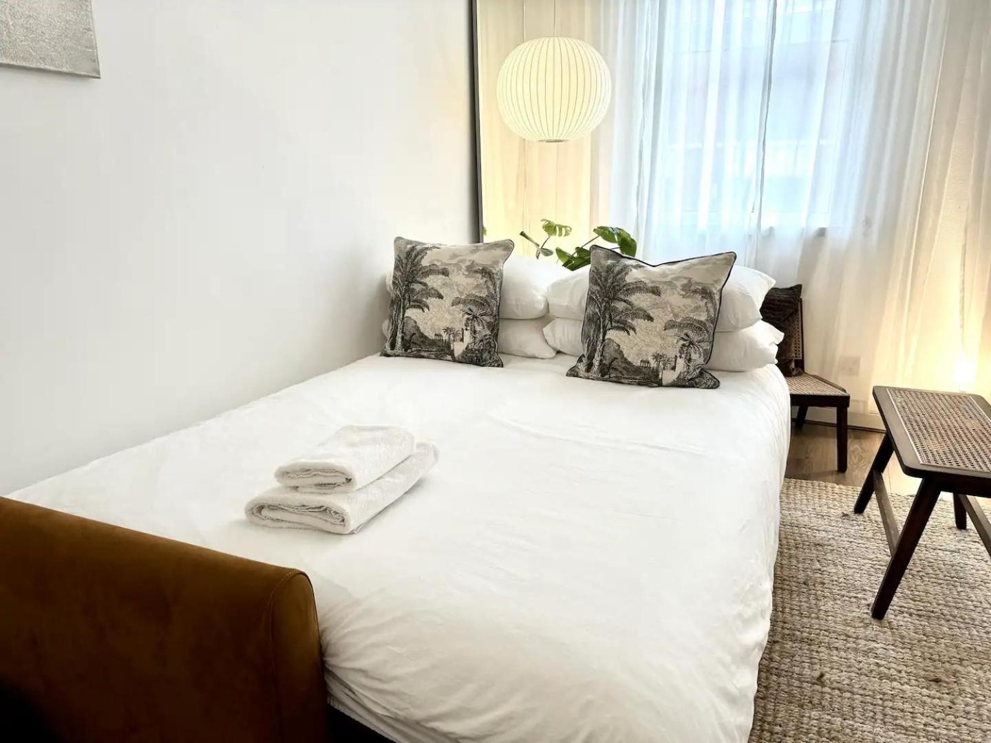Appartement Tranquil Oasis W 100Inch Cinema & Hammock, By The Design Traveller à Londres Extérieur photo