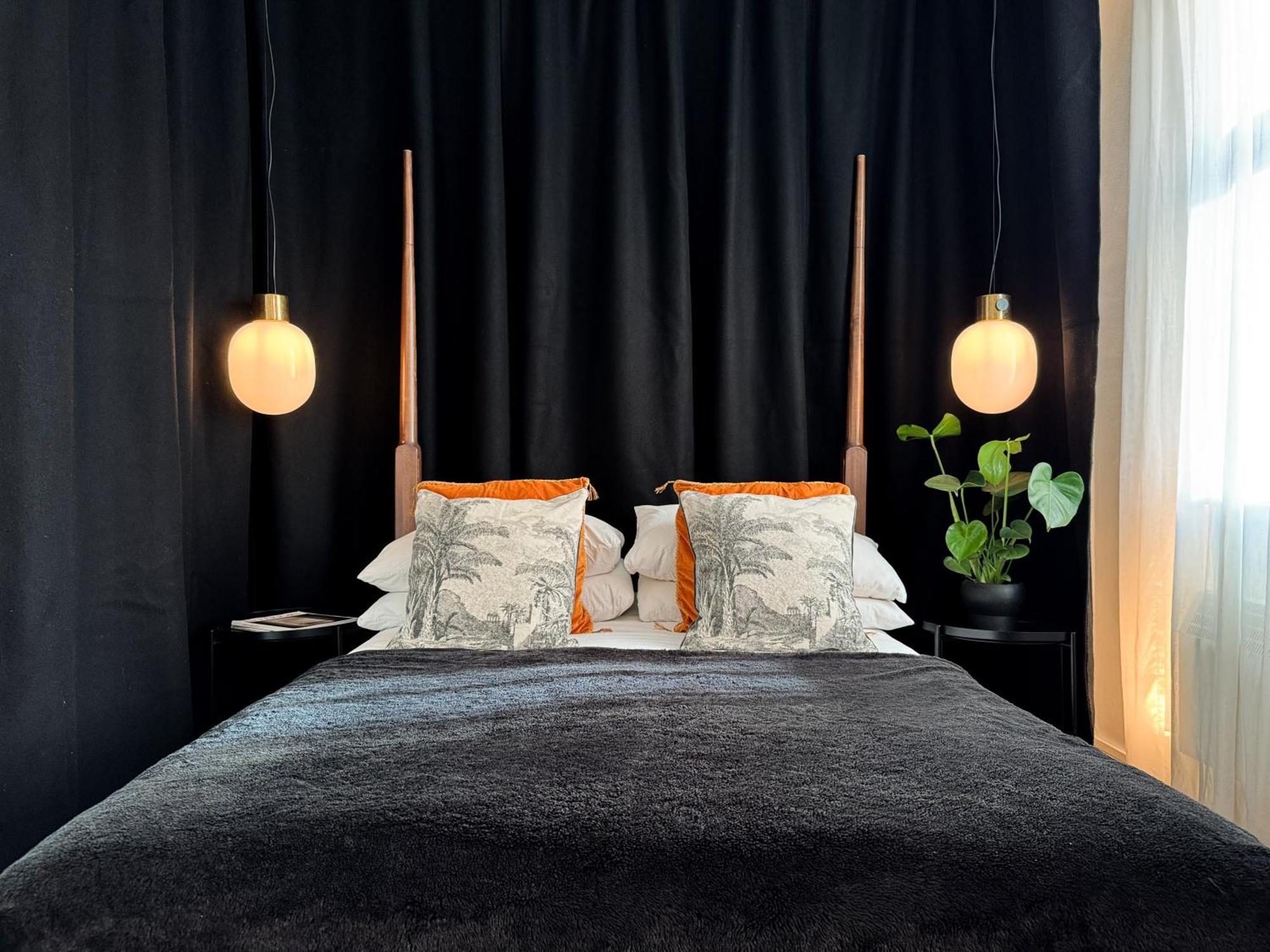 Appartement Tranquil Oasis W 100Inch Cinema & Hammock, By The Design Traveller à Londres Extérieur photo